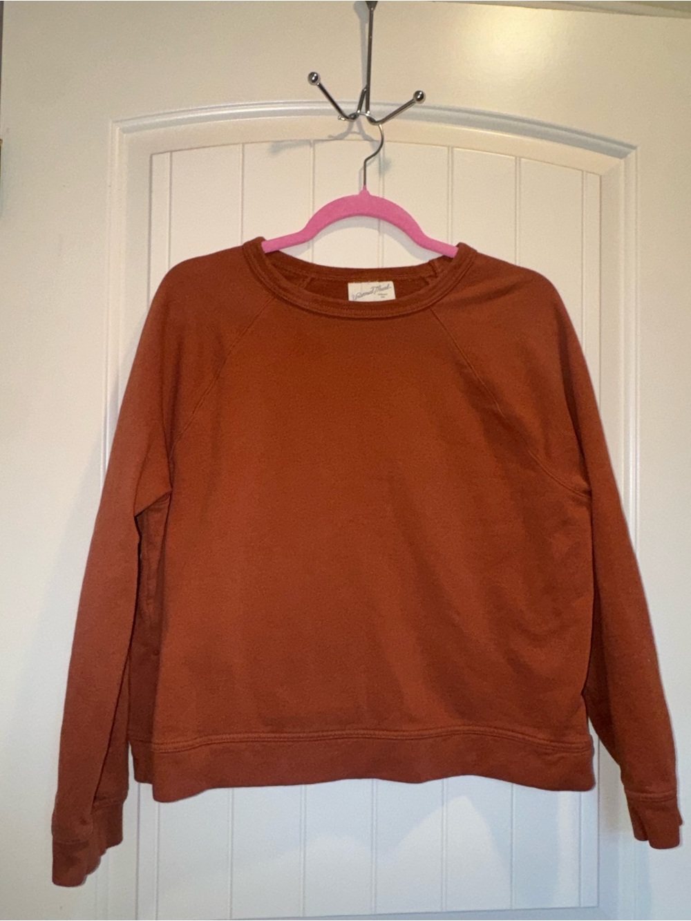 Women’s Rust Crewneck fall ready -